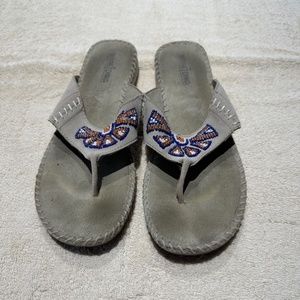 Minnetonka Tan Sandals